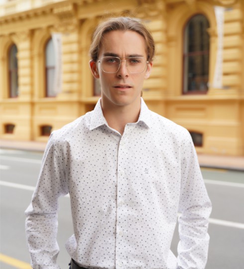 MEN SLIM FIT CASUAL SHIRT3